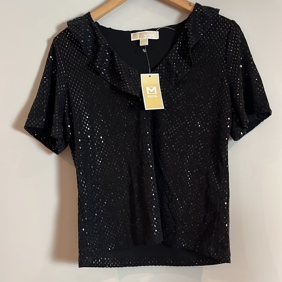NWT Michael Kors black sequenced short sleeved V- neck top size medium. - Picture 4 of 6